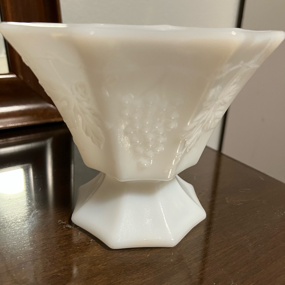 Anchor Hocking grapevine pattern milk glass octagon shape
